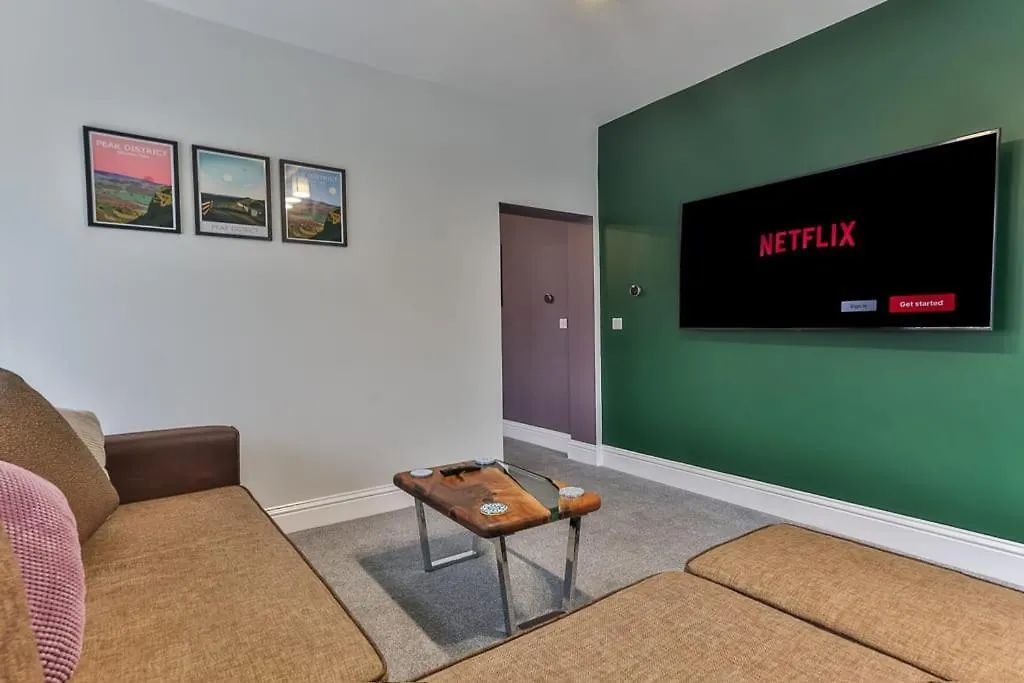 Luxury Spacious Pad With Games Room Sheffield Nyaraló