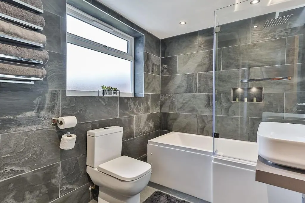 Luxury Spacious Pad With Games Room Sheffield Reino Unido
